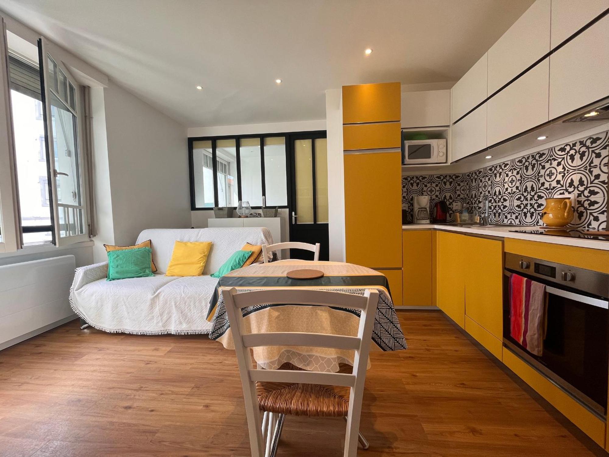 Appartement Lumineux 1 Chambre Au Coeur De Saint-Jean-De-Luz, Proche Plage Et Halles - Fr-1-239-890 Екстер'єр фото